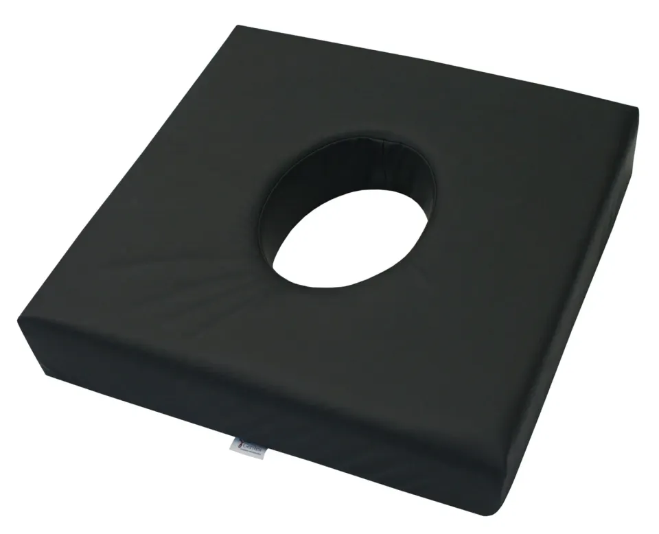 Gericare QuadTech Sitzkissen Anti-Dekubitus 43x43 Loch
