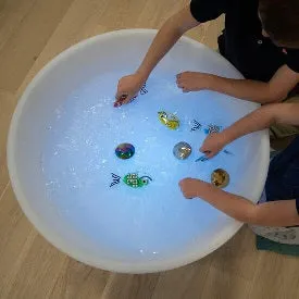 Gericare Sensorik Wassertisch mit Licht 16 Farben