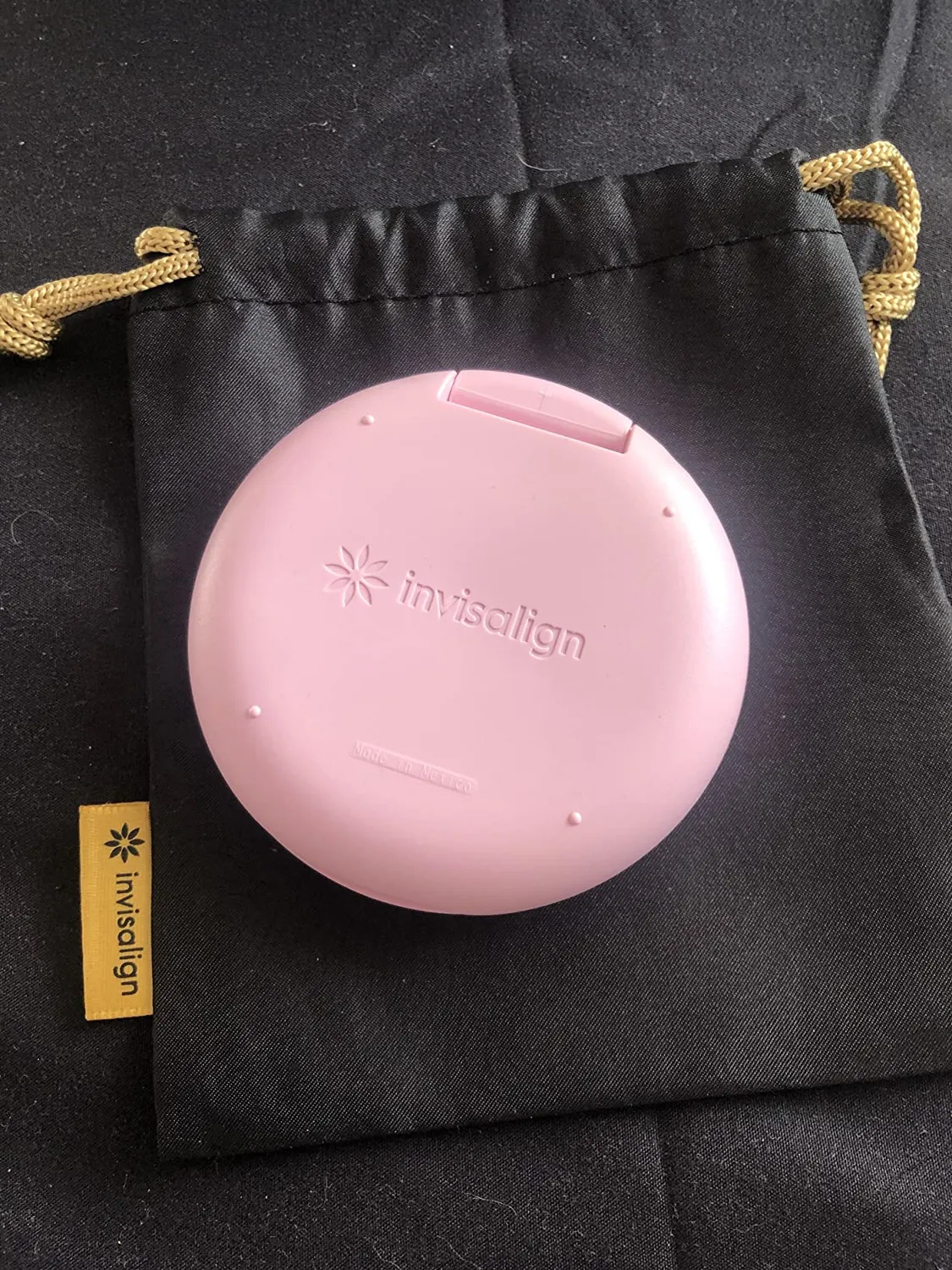 Invisalign Alignerbox für Aligner und Retainer schlank