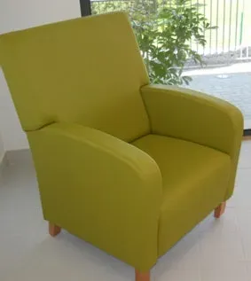 Gericare Sofa Einsitzer Vinyl Buche für Einrichtungen
