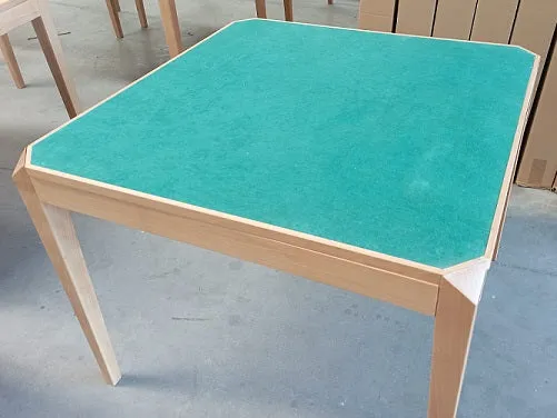 Gericare Spieltisch Holz 80x80 cm Schach und Karten